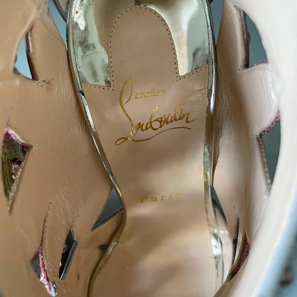 Christian louboutin venecage suede taupe pink studded peep toe sz 38.5